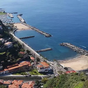 https://charming-studios-in-calheta-beach-villa-esmeralda.madeira-islandshotels.com